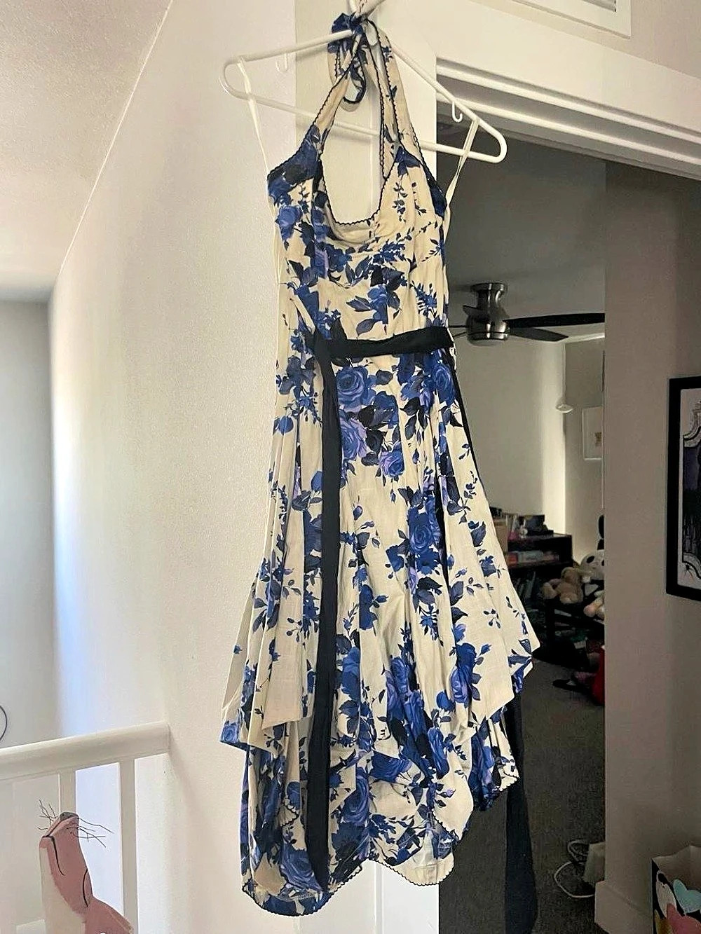 Eucalyptus Floral Mini Dress in Blue & Cream Size Small
